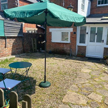 Bridport Garden Suite Экстерьер фото