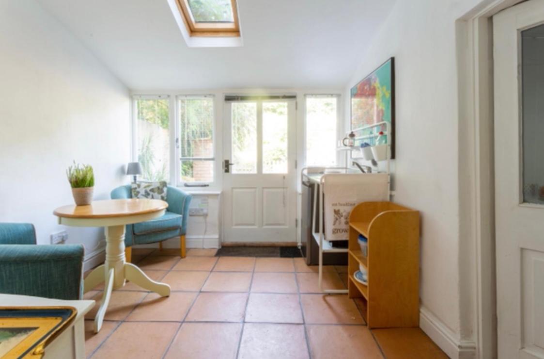 Bridport Garden Suite Экстерьер фото